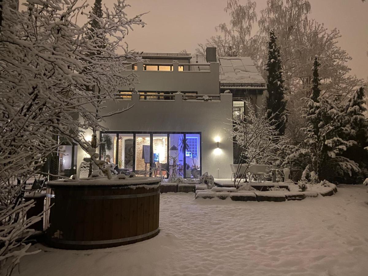 Entspannt In Nuernberg - Das Einhoernchen Luaran gambar